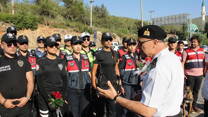 Bodrum'da bayram yoğunluğu! 1 günde 40 bin araç giriş yaptı