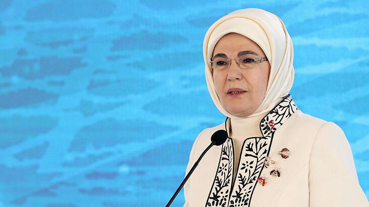 Emine Erdoğan'dan 'koruyucu aile' açıklaması: 8 bin 723’e yükseldiğini söylemekten büyük mutluluk duyuyorum