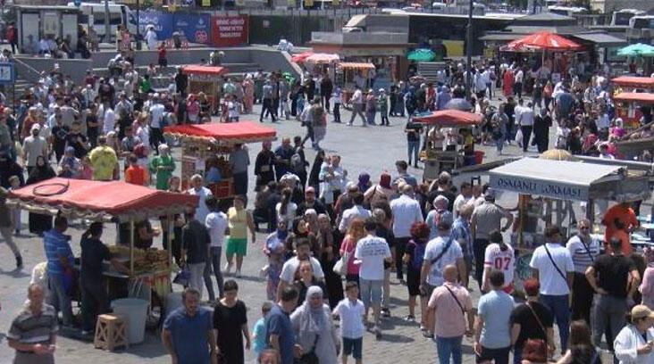 Eminönü'nde bayram yoğunluğu