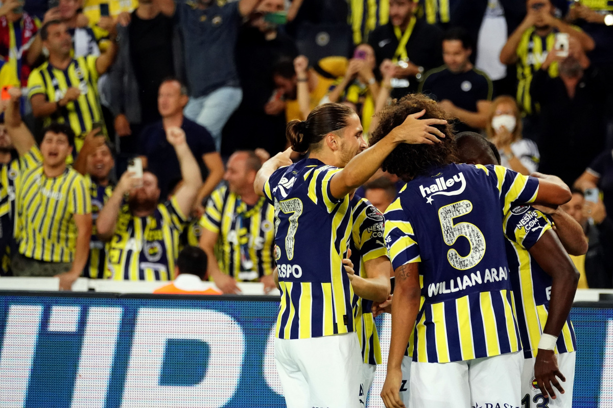 Fenerbahçe'den gövde gösterisi! Kadıköy'de şov yaptı