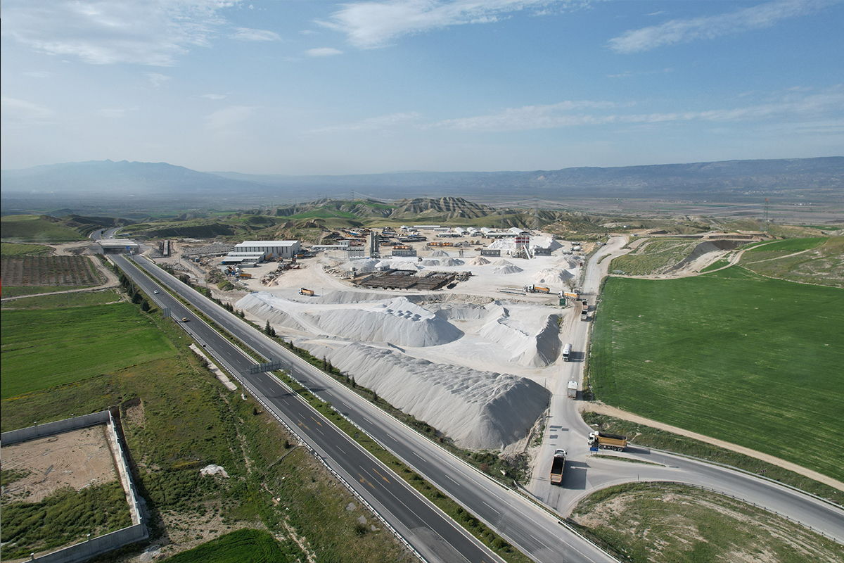 İzmir ile Denizli'yi yakınlaştıracak projede çalışmalar sürüyor