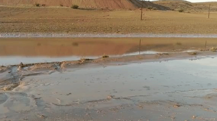 Nallıhan'da etkili olan sağanak sele neden oldu: Karayolu ulaşıma kapandı