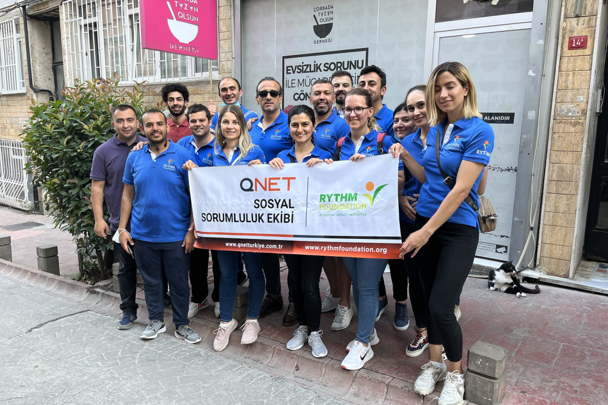 QNET, evsiz ve yoksul bireylere gıda dağıtımı çalışmalarında yer aldı